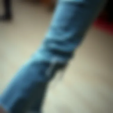 Exploring Women's Frayed Hem Jeans: A Comprehensive Guide Summary